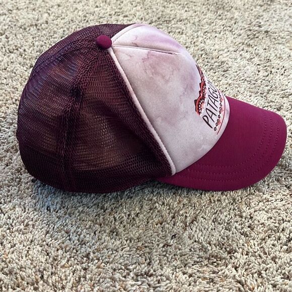 Patagonia Femme Fitz Roy Trucker Hat Red Wine Tie Dye Snapback Mesh Cap - Picture 4 of 8
